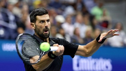 美网:38岁德约晋级四强将战阿卡 今年四大满贯均进半决赛