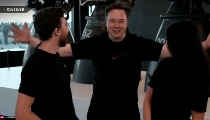 “星舰”第11次试飞成功 马斯克兑现承诺让火箭“活着回来”