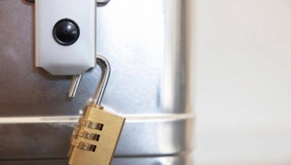 涉密单位人员窃取专用装备数百件网售被判刑 国家安全机关披露案情