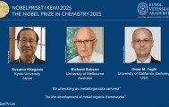 三名科学家获2025诺贝尔化学奖：他们让沙漠空气也能“榨”出水