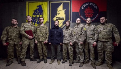 俄乌决战红军城，泽连斯基亲临前线，乌克兰能否顶住俄军压制？拼死一搏的高潮来了