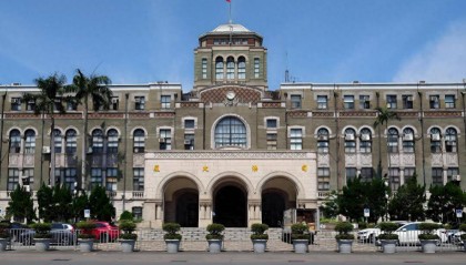 力挺统一被整,81岁高安国被台当局下狱7年半,大陆该怎么反击?