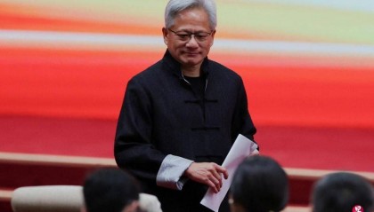 中美芯片战，正在变成黄仁勋的棋局