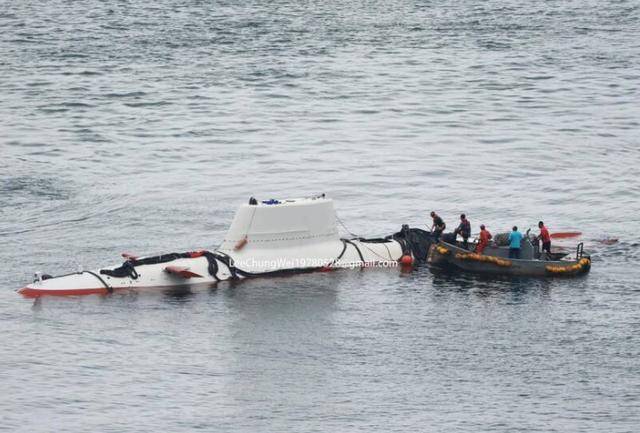 台湾附近海域冒出个“神秘玩意”……