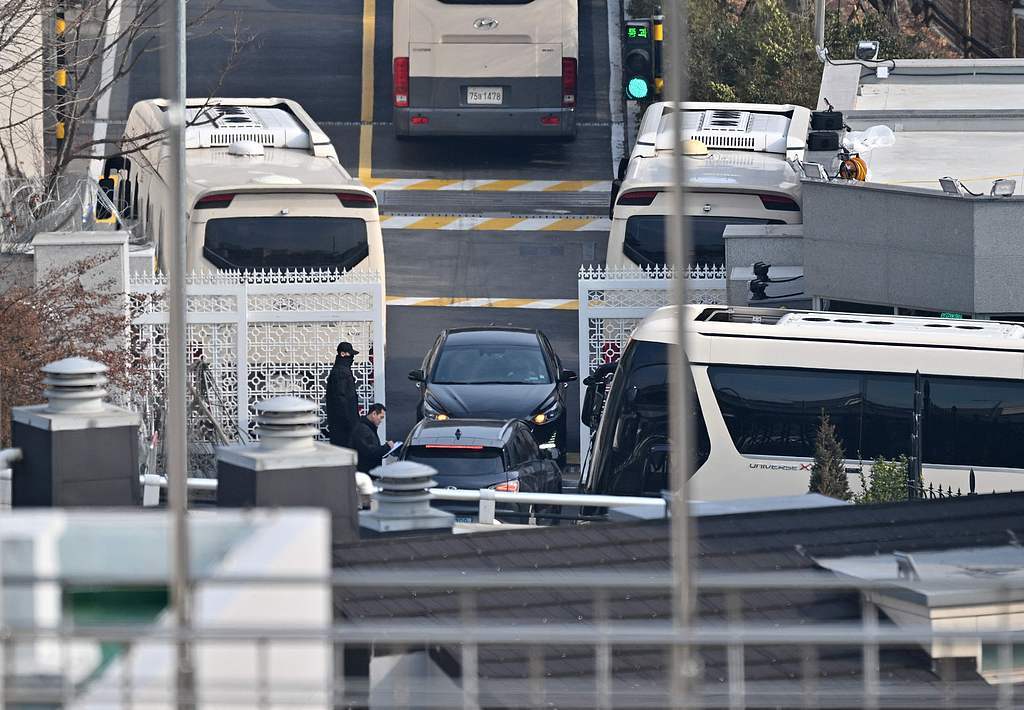 试图分化警卫处，计划部署上千人，韩国公调处15日或再次尝试逮捕尹锡悦