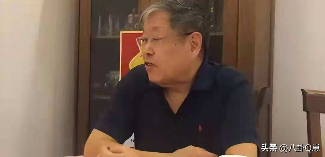 不查不知道,一查吓一跳!杨振宁的弟弟杨振汉,人生活的这么精彩