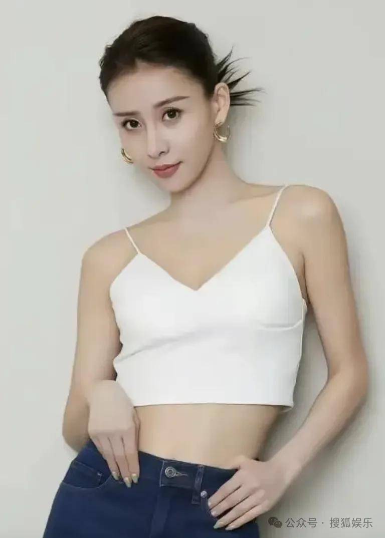 又一对魔幻的圈内姐弟恋曝光！这组合有点太超前了......